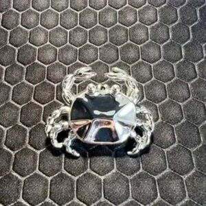 Crab Brooch 18K White Gold Plated